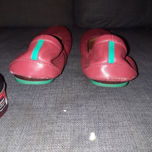 Tieks cardinal red size 10 + tarrago polish - Picture 4 of 4